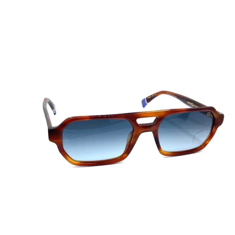 Etnia Barcelona, Sa Roqueta, HVBL, photochromic